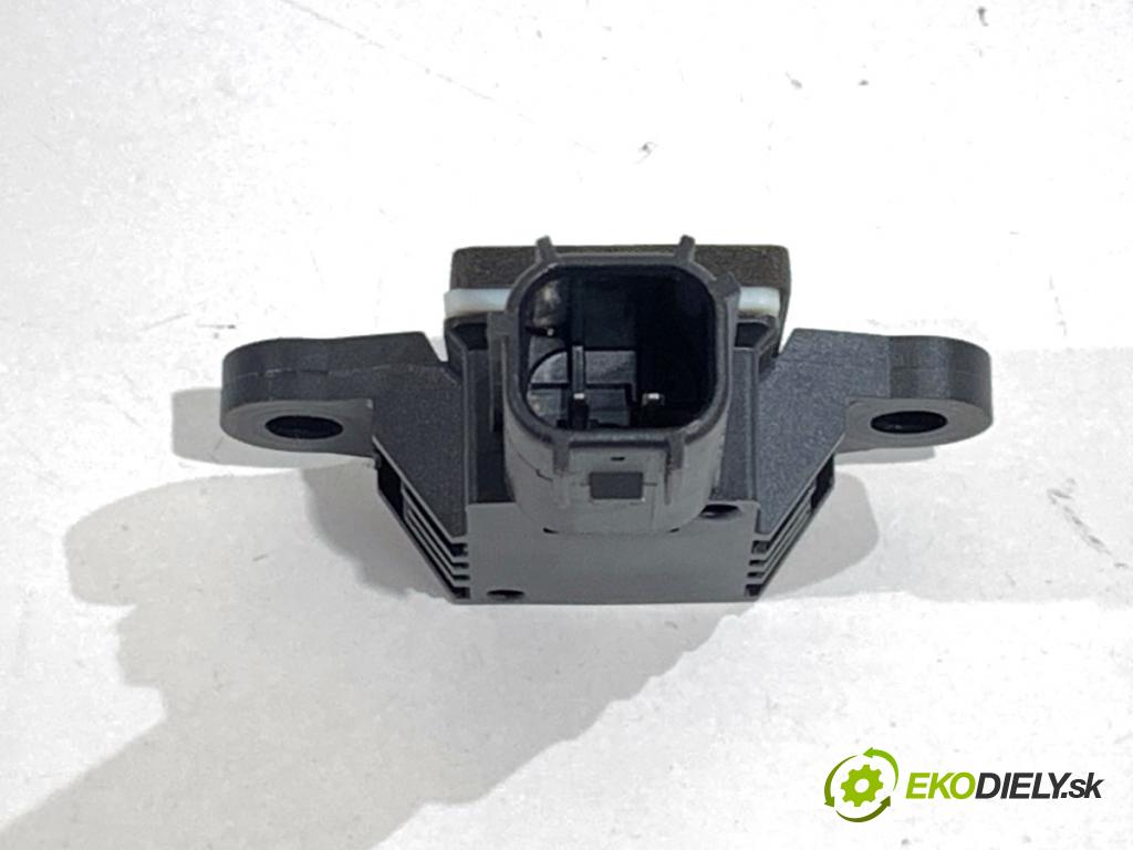 LAND ROVER RANGE ROVER EVOQUE SUV 2025 150 kW 2.0 D200 MHEV 4x4 1997 snímač nárazu CK52-14C676-AA (Snímač nárazu)