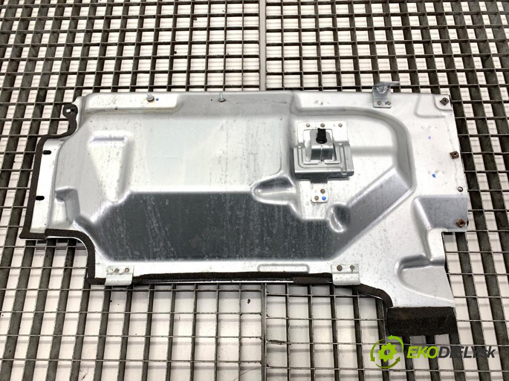 LAND ROVER RANGE ROVER EVOQUE SUV 2025 150 kW 2.0 D200 MHEV 4x4 1997 clona termický M8D2-10B812-AA