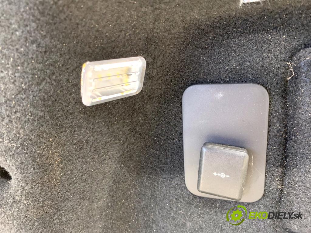 LAND ROVER RANGE ROVER EVOQUE SUV 2025 150 kW 2.0 D200 MHEV 4x4 1997 čalúnenie kufra ľavy