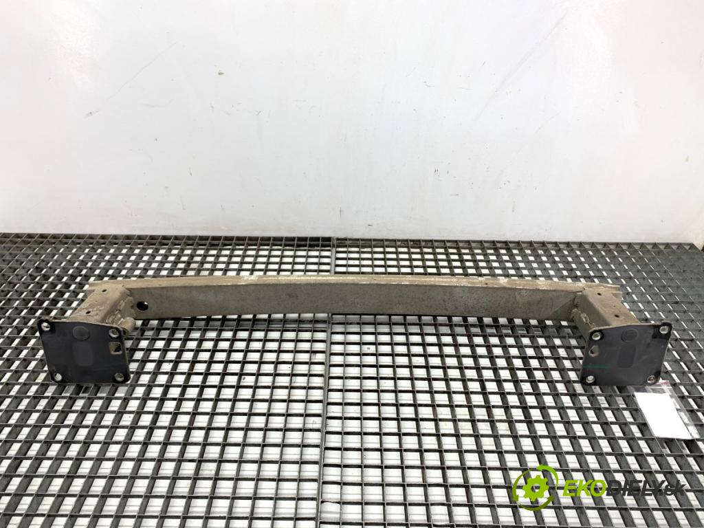 PEUGEOT 308 SW II Kombi 2014 88 kW 1.6 BlueHDi 120 1560 výztuha nárazníka zadní část 90069274 (Zadní výztuha)