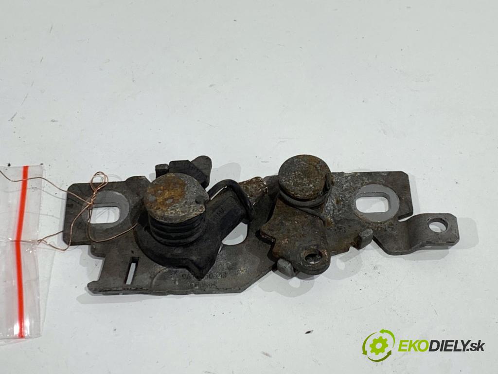 PEUGEOT 308 SW II Kombi 2014 88 kW 1.6 BlueHDi 120 1560 zámok kapoty přední část 9677850980