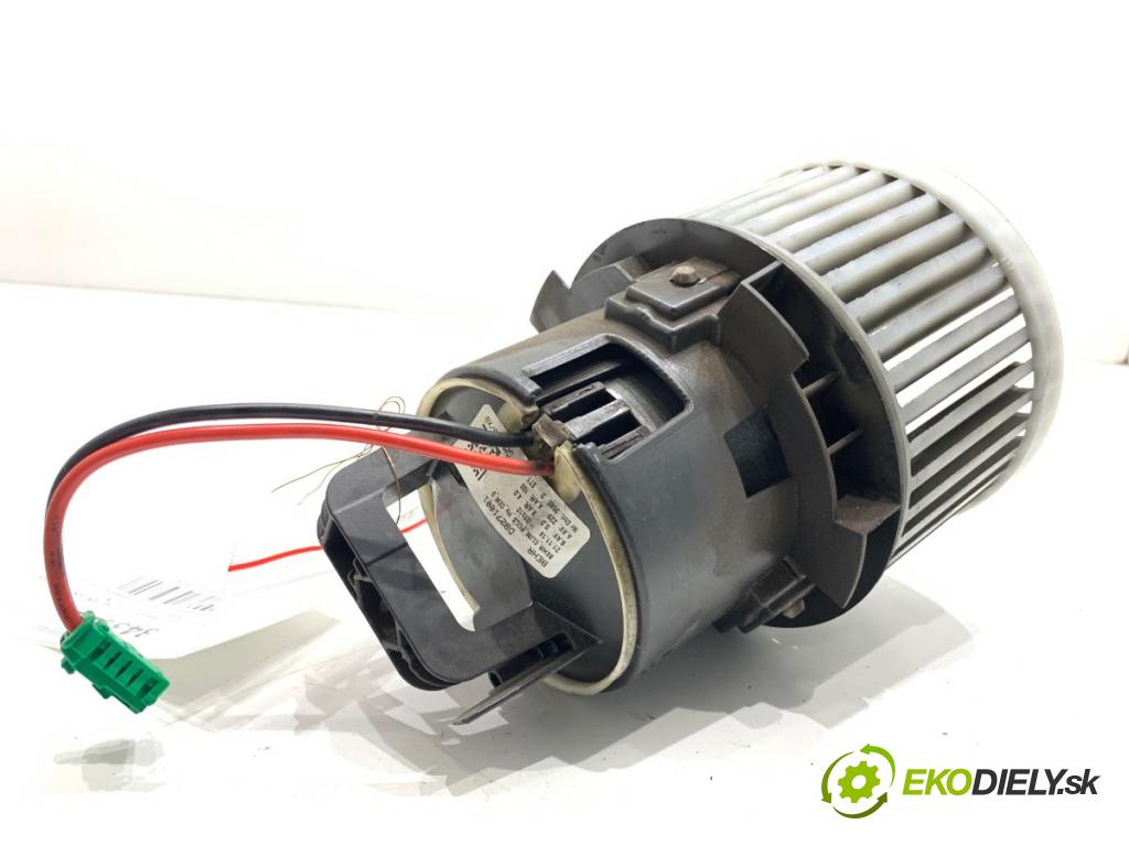 PEUGEOT 308 SW II Kombi 2014 88 kW 1.6 BlueHDi 120 1560 topení DB271001