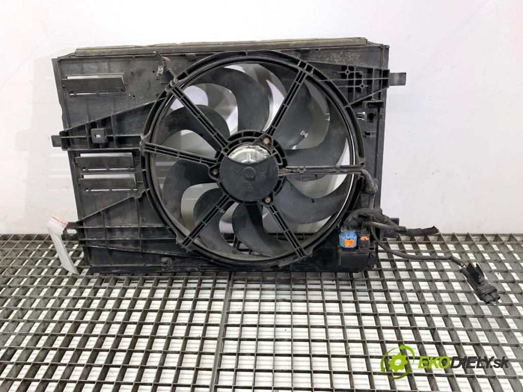 PEUGEOT 308 SW II Kombi 2014 88 kW 1.6 BlueHDi 120 1560 ventilátor chladiče 9806313580 (Ventilátor)