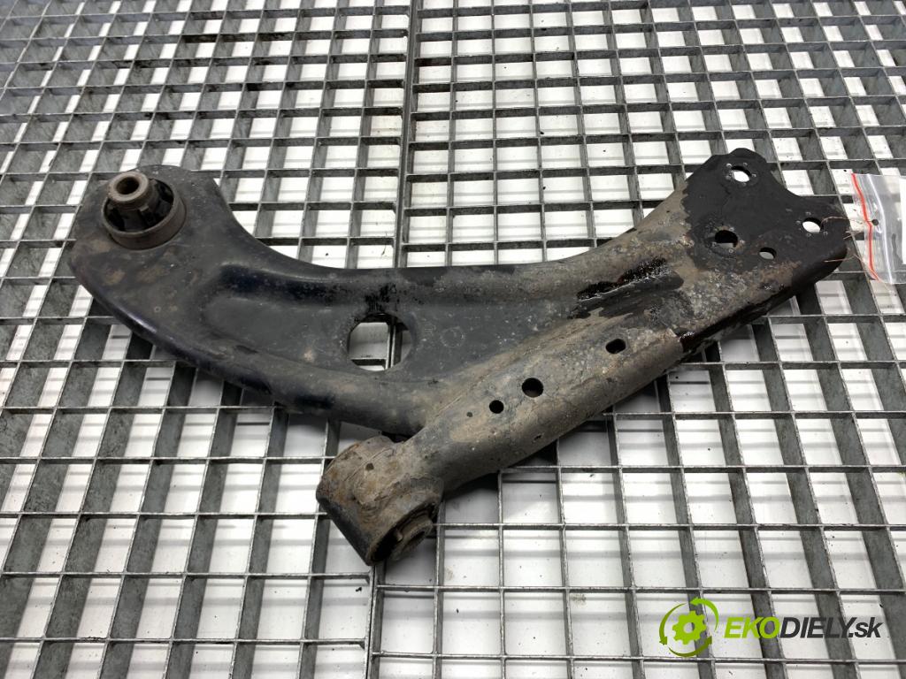 PEUGEOT 308 SW II Kombi 2014 88 kW 1.6 BlueHDi 120 1560 rameno pravý přední část