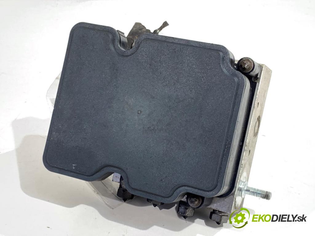 PEUGEOT 308 SW II Kombi 2014 88 kW 1.6 BlueHDi 120 1560 pumpa ABS 9805825380 (Pumpa ABS)