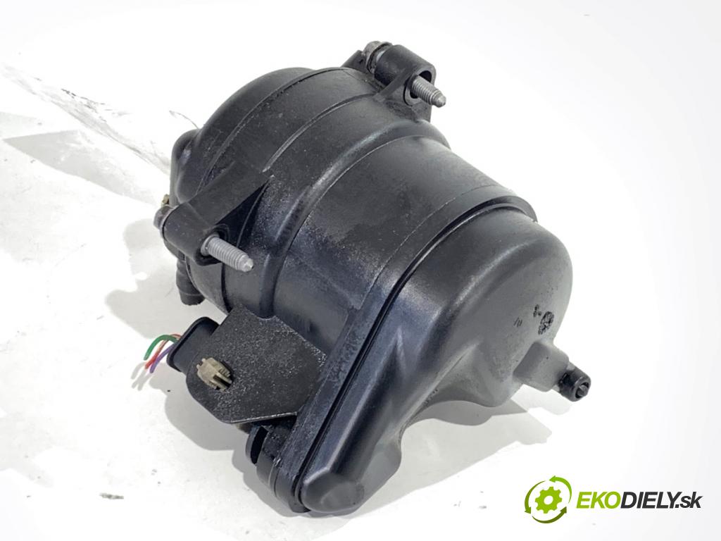 PEUGEOT 308 SW II Kombi 2014 88 kW 1.6 BlueHDi 120 1560 Obal filtra paliva 9676133480 (Obal palivového filtra)