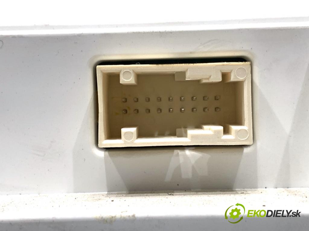 PEUGEOT 308 SW II Kombi 2014 88 kW 1.6 BlueHDi 120 1560 Prístrojovka 9807588280 (Prístrojová doska)