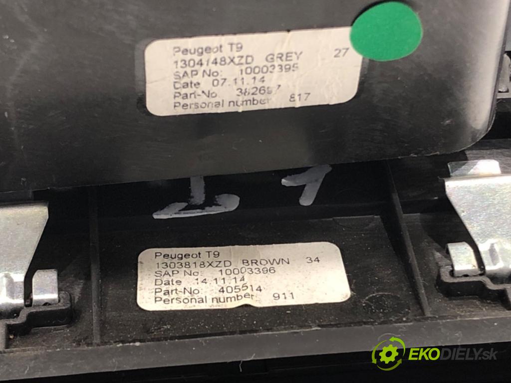 PEUGEOT 308 SW II Kombi 2014 88 kW 1.6 BlueHDi 120 1560 mří topení přední část 1303823XZD 1303818XZD