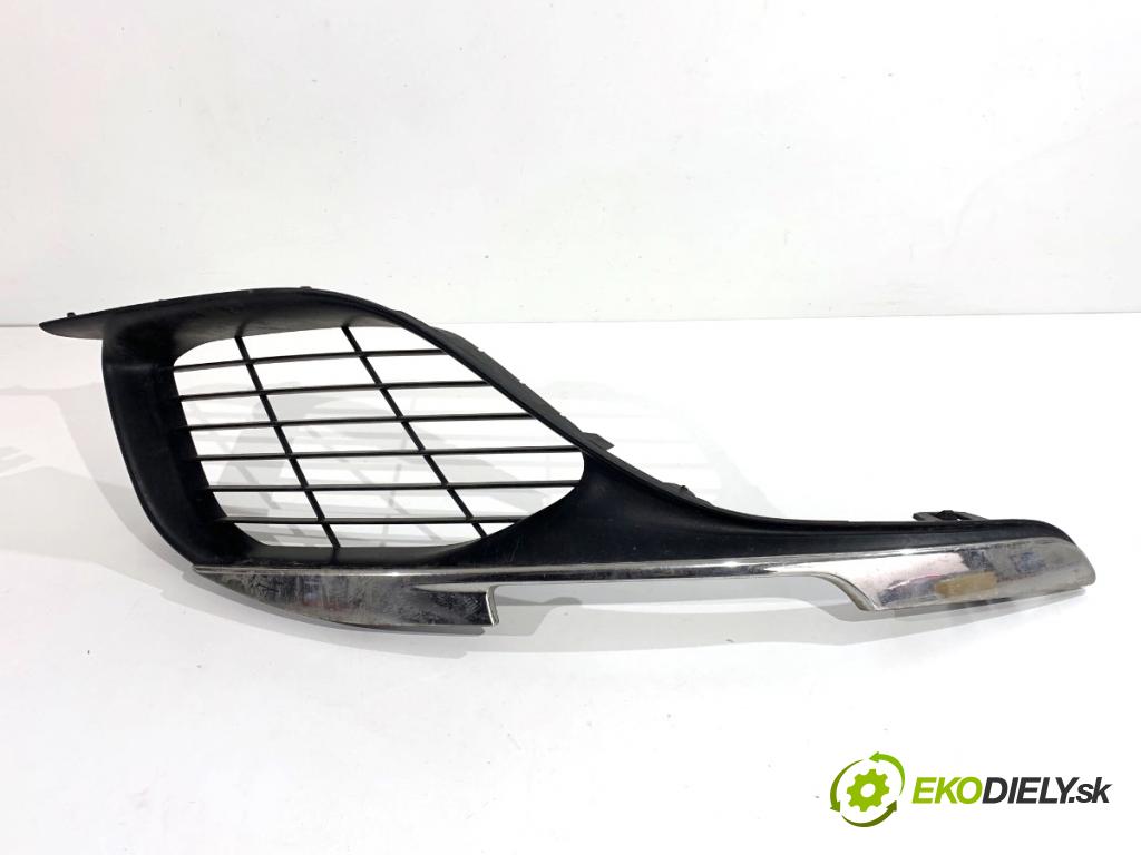 PEUGEOT 308 SW II Kombi 2014 88 kW 1.6 BlueHDi 120 1560 mří nárazníka pravý přední část 