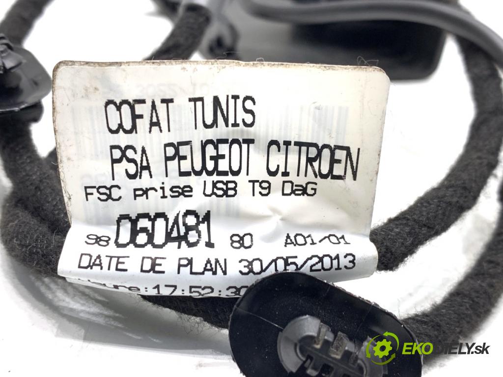 PEUGEOT 308 SW II Kombi 2014 88 kW 1.6 BlueHDi 120 1560 HNÍZDO: USB 9806048180
