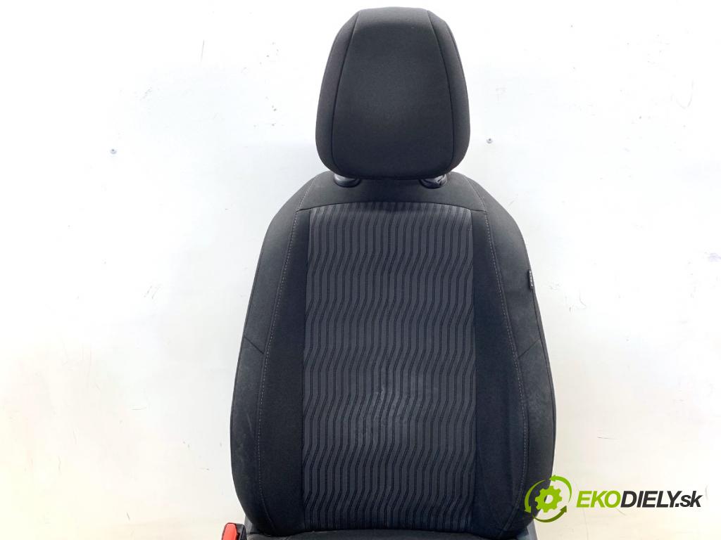 PEUGEOT 308 SW II Kombi 2014 88 kW 1.6 BlueHDi 120 1560 sedadlo levý přední část