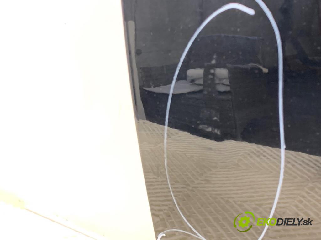 PEUGEOT 308 SW II Kombi 2014 88 kW 1.6 BlueHDi 120 1560 dveře pravý přední část KTV