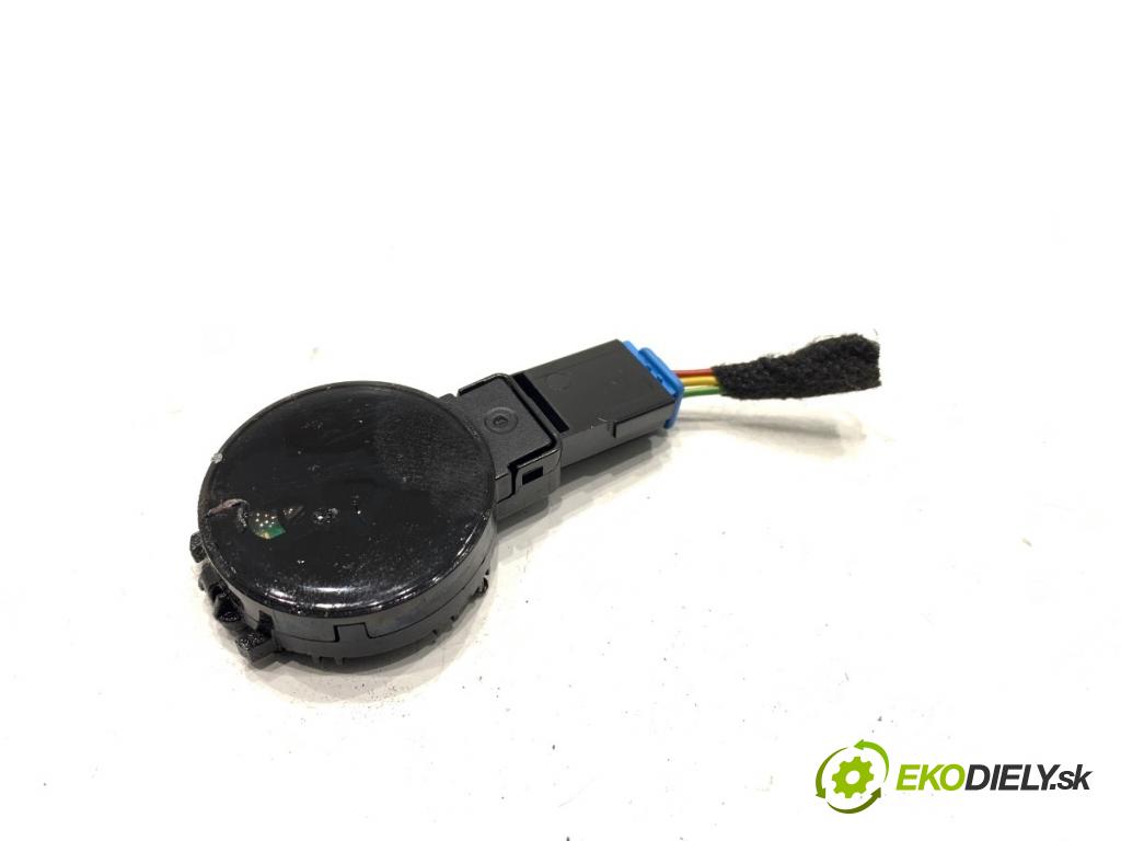 PEUGEOT 308 SW II Kombi 2014 88 kW 1.6 BlueHDi 120 1560 Snímač dažďa 9807156080 (Snímač dažďa)