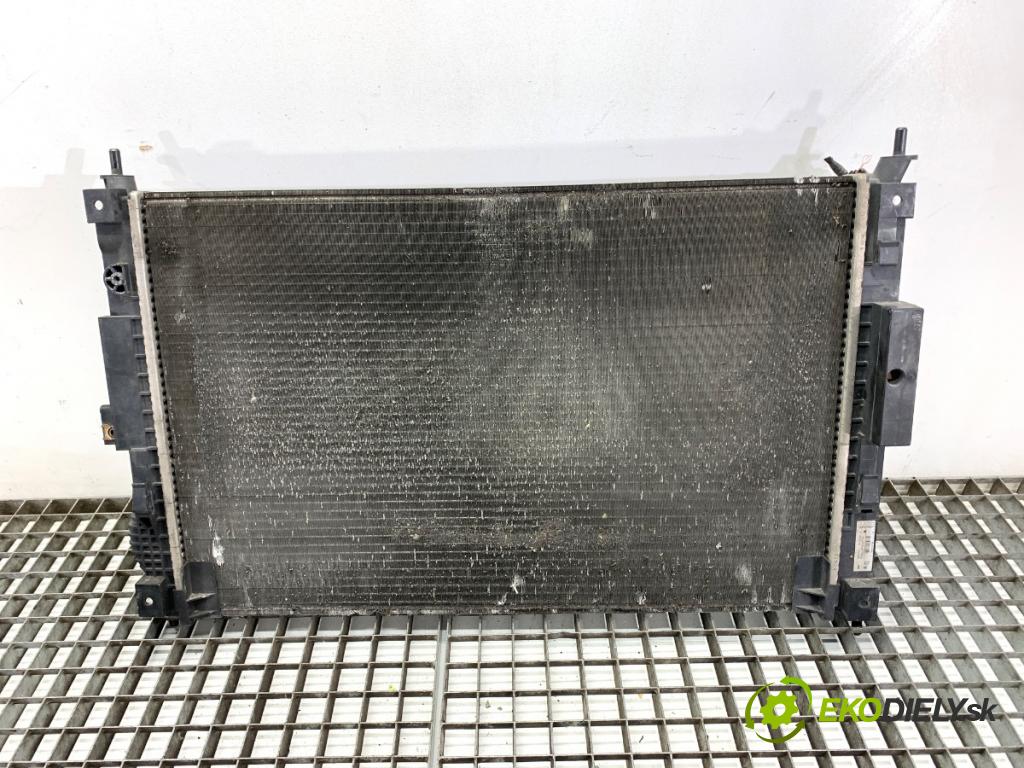 PEUGEOT 308 SW II Kombi 2014 88 kW 1.6 BlueHDi 120 1560 chladič vody 9809141780 (Vodní chladič)