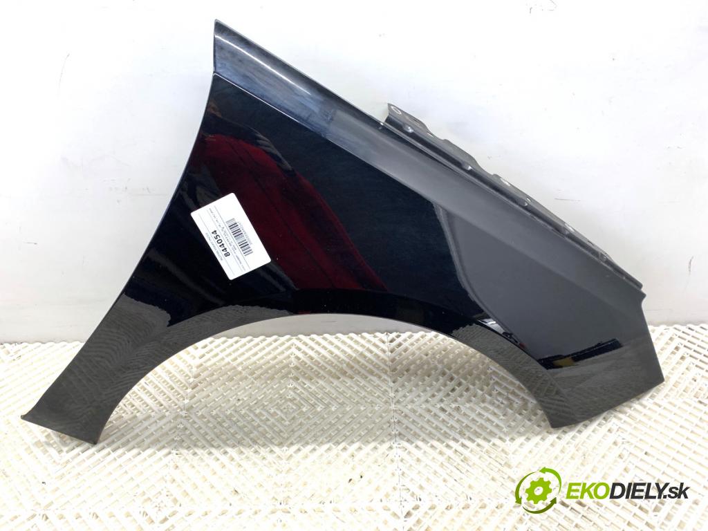 PEUGEOT 308 SW II Kombi 2014 88 kW 1.6 BlueHDi 120 1560 blatník pravý přední část KTV