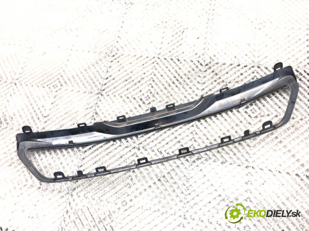 PEUGEOT 308 SW II Kombi 2014 88 kW 1.6 BlueHDi 120 1560 mřížka maska AA35899408 (Přední mřížka (maska chladiče))