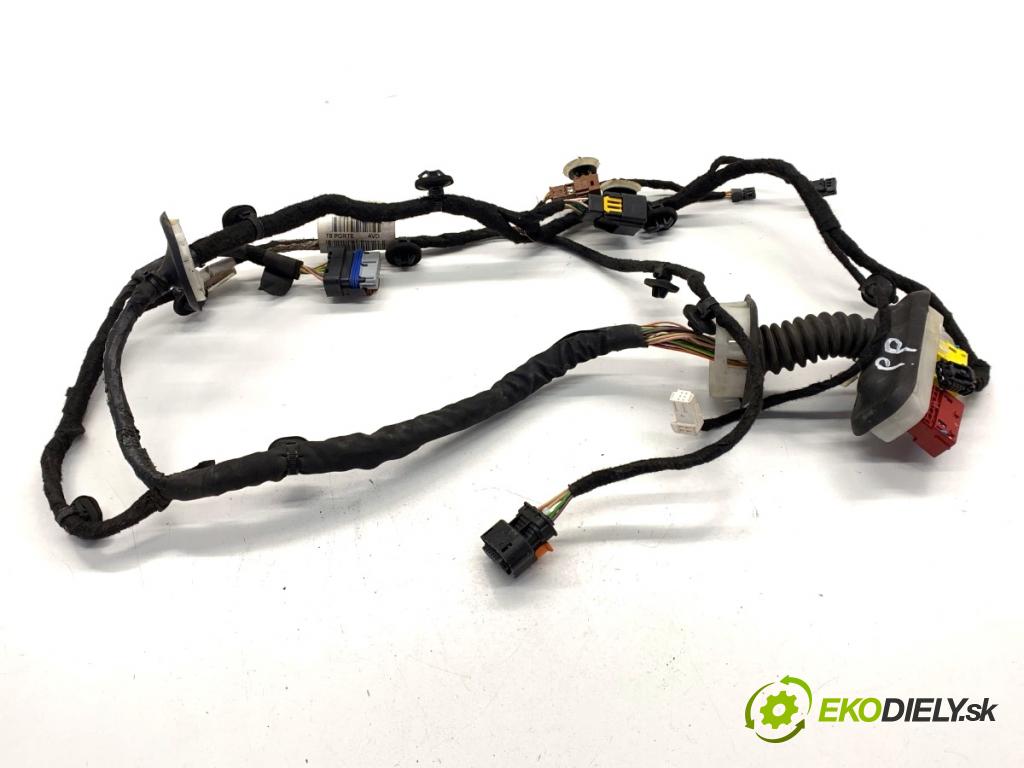 PEUGEOT 308 SW II Kombi 2014 88 kW 1.6 BlueHDi 120 1560 káblovačka dveře přední část pravý 9807916280