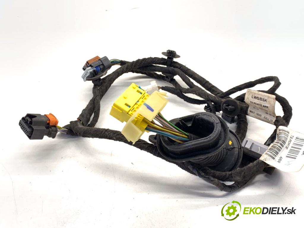 PEUGEOT 308 SW II Kombi 2014 88 kW 1.6 BlueHDi 120 1560 káblovačka dveře zadní část pravý 9807917680