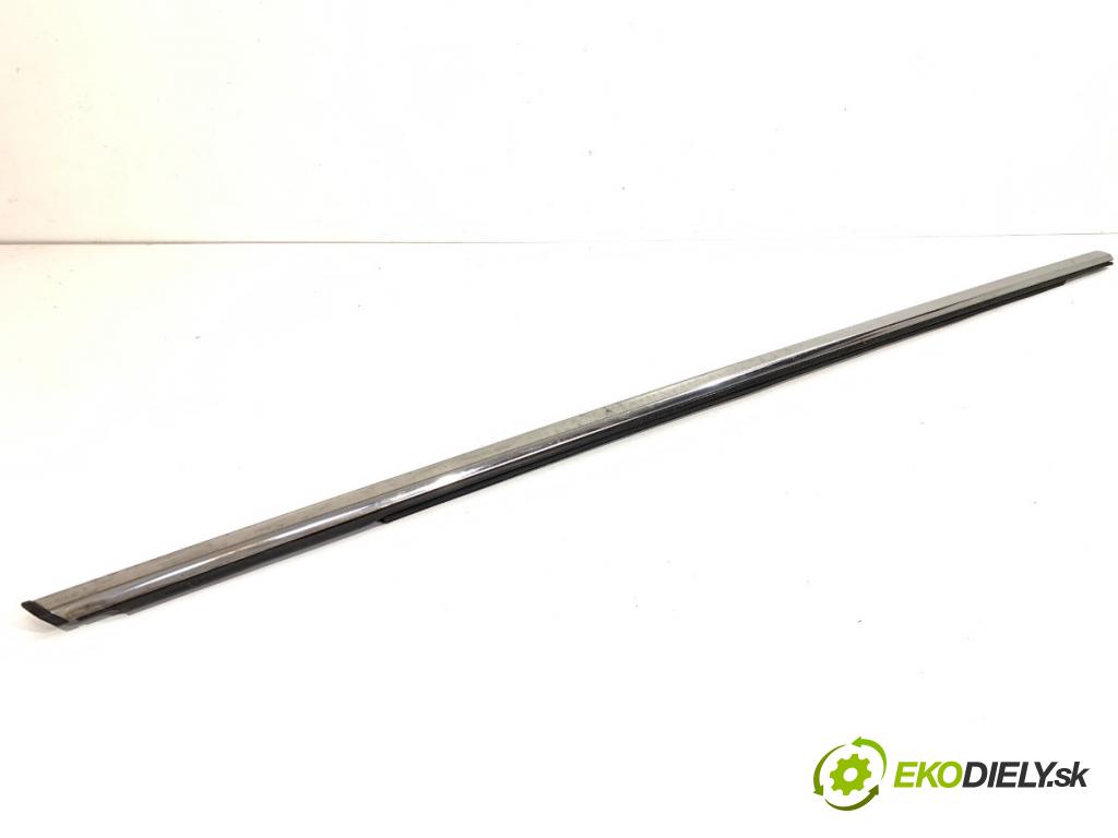 PEUGEOT 308 SW II Kombi 2014 88 kW 1.6 BlueHDi 120 1560 lišta Sbírání: přední část pravý 9677880980