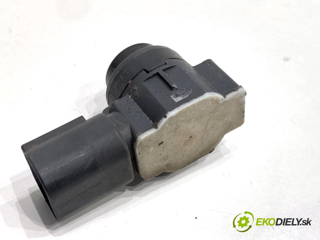 PEUGEOT 308 SW II Kombi 2014 88 kW 1.6 BlueHDi 120 1560 snímač PDC 9675202477XT