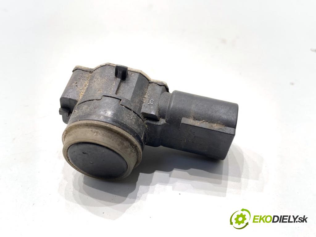 PEUGEOT 308 SW II Kombi 2014 88 kW 1.6 BlueHDi 120 1560 snímač PDC 9675202477XT