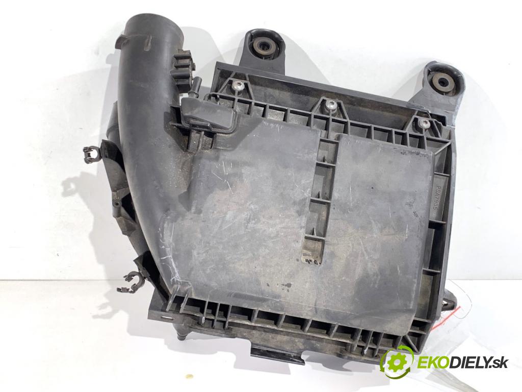 PEUGEOT 308 SW II Kombi 2014 88 kW 1.6 BlueHDi 120 1560 Obal filtra vzduchu 9806561080 (Obal vzduchového filtra)