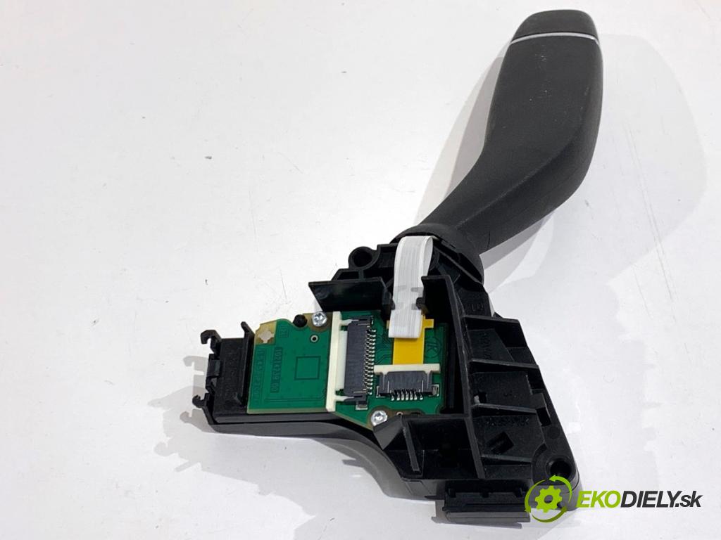 MERCEDES-BENZ W218 Kombi 2016 190 kW CLS 350 d 4-matic (218.994) 2987 kulisa