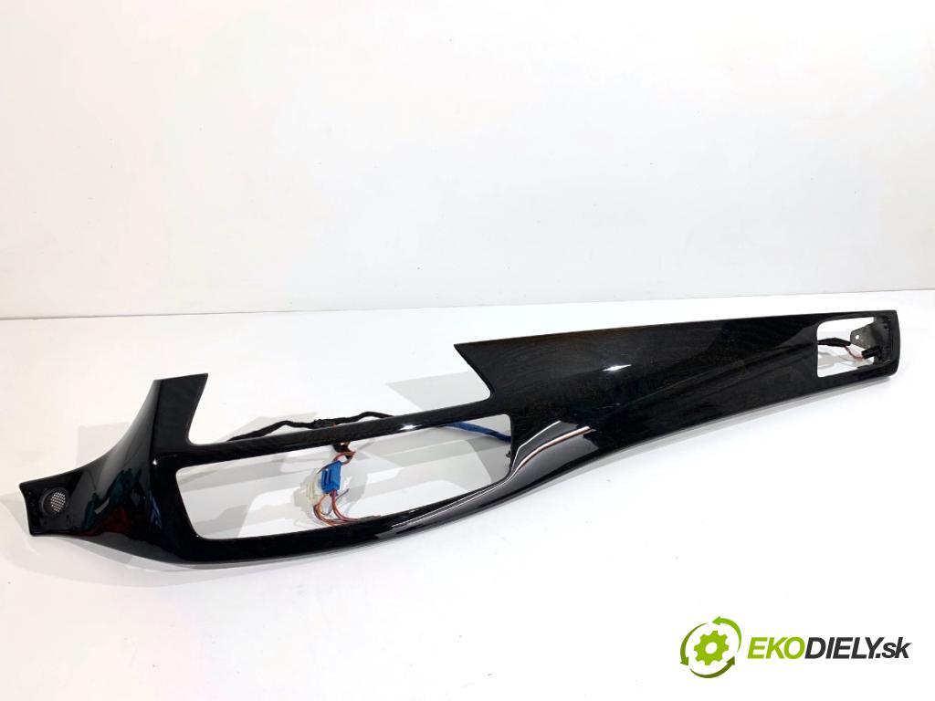 MERCEDES-BENZ W218 Kombi 2016 190 kW CLS 350 d 4-matic (218.994) 2987 lišty kryt A2186807671 A2186807571 (Lišta)