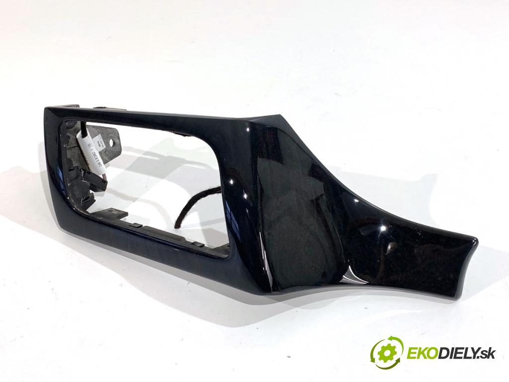 MERCEDES-BENZ W218 Kombi 2016 190 kW CLS 350 d 4-matic (218.994) 2987 lišty kryt A2186807671 A2186807571 (Lišta)