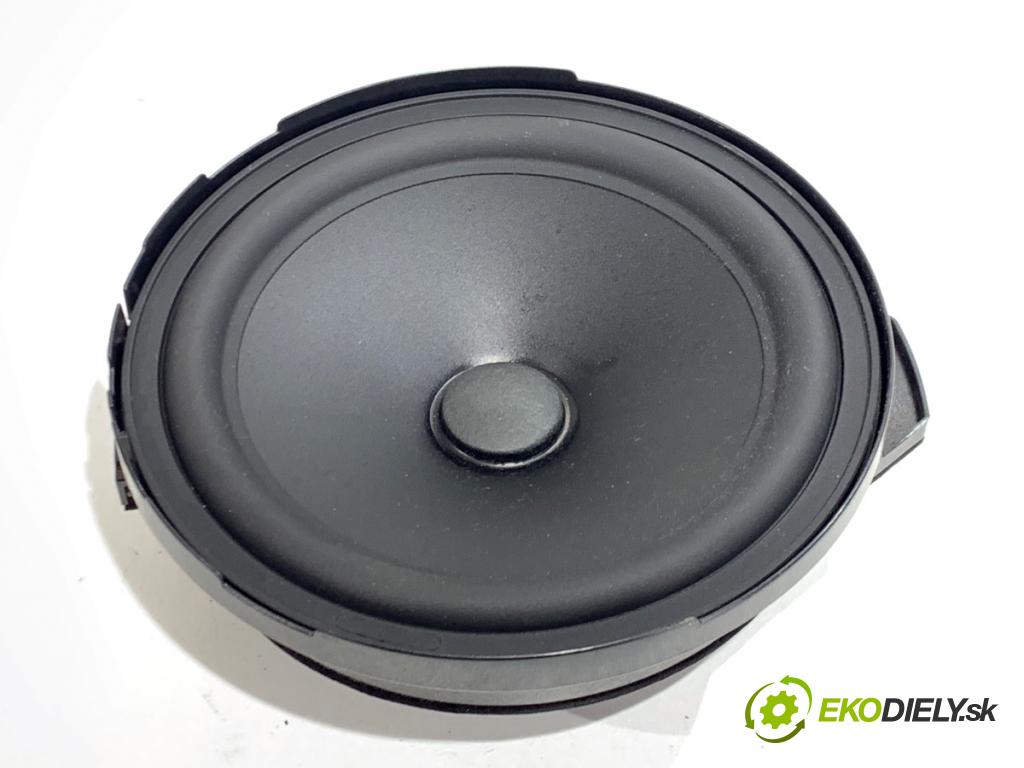 MERCEDES-BENZ W218 Kombi 2016 190 kW CLS 350 d 4-matic (218.994) 2987 reproduktory A2048205502 A2468200102