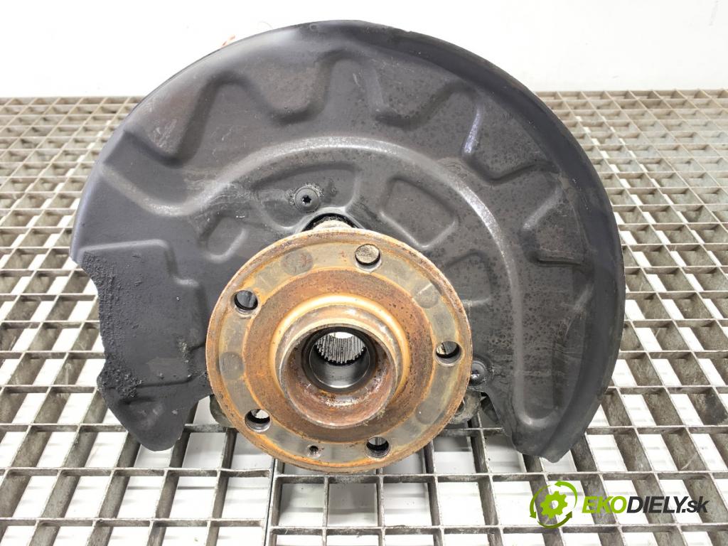 AUDI A3 8V sedan 2016 140 kW 2.0 TFSI quattro 1984 náboj pravy predný 