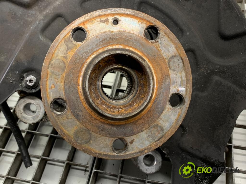 AUDI A3 8V sedan 2016 140 kW 2.0 TFSI quattro 1984 náboj ľavy predný