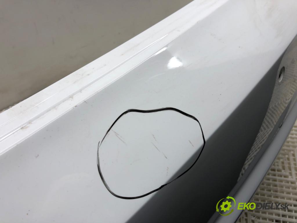 AUDI A3 8V sedan 2016 140 kW 2.0 TFSI quattro 1984 Nárazník zad LY9C (Kľučka dverí ostatné)