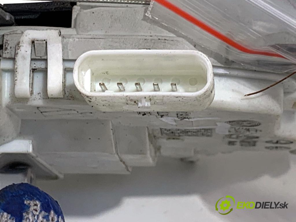 AUDI A3 8V sedan 2016 140 kW 2.0 TFSI quattro 1984 zámok Dvere ľavy zad 8K0839015G