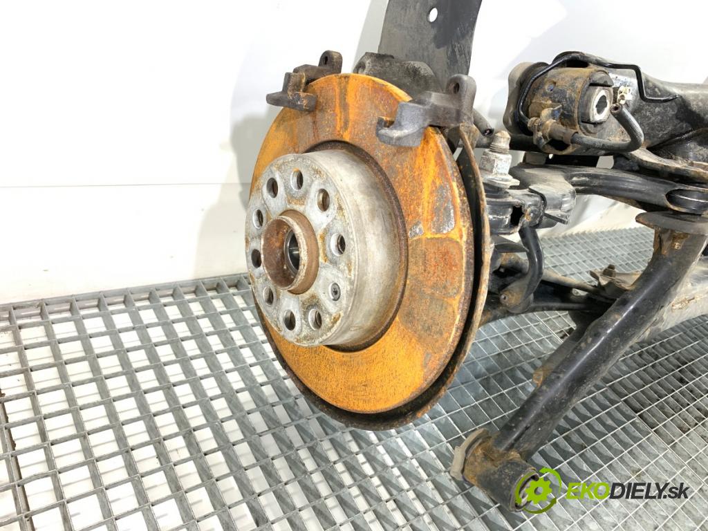 AUDI A3 8V sedan 2016 140 kW 2.0 TFSI quattro 1984 Výstuha zad 5Q0505235K