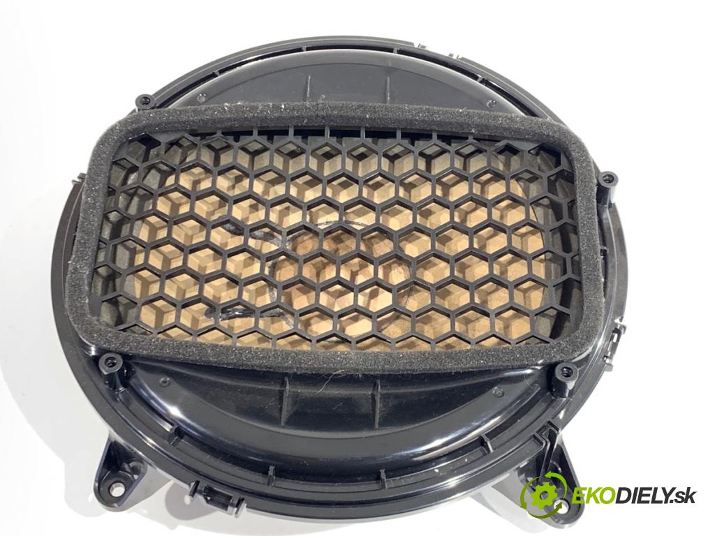 AUDI A3 8V sedan 2016 140 kW 2.0 TFSI quattro 1984 subwoofer 8V0035412B (Audio zariadenie)