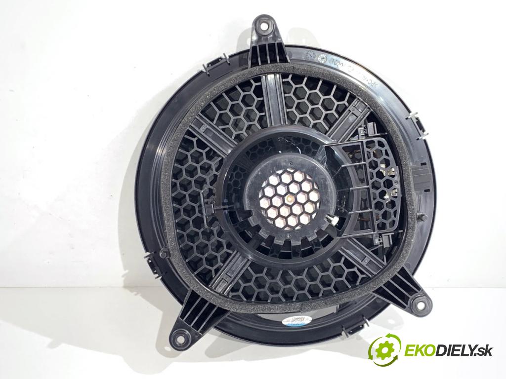 AUDI A3 8V sedan 2016 140 kW 2.0 TFSI quattro 1984 subwoofer 8V0035412B (Audio zariadenie)