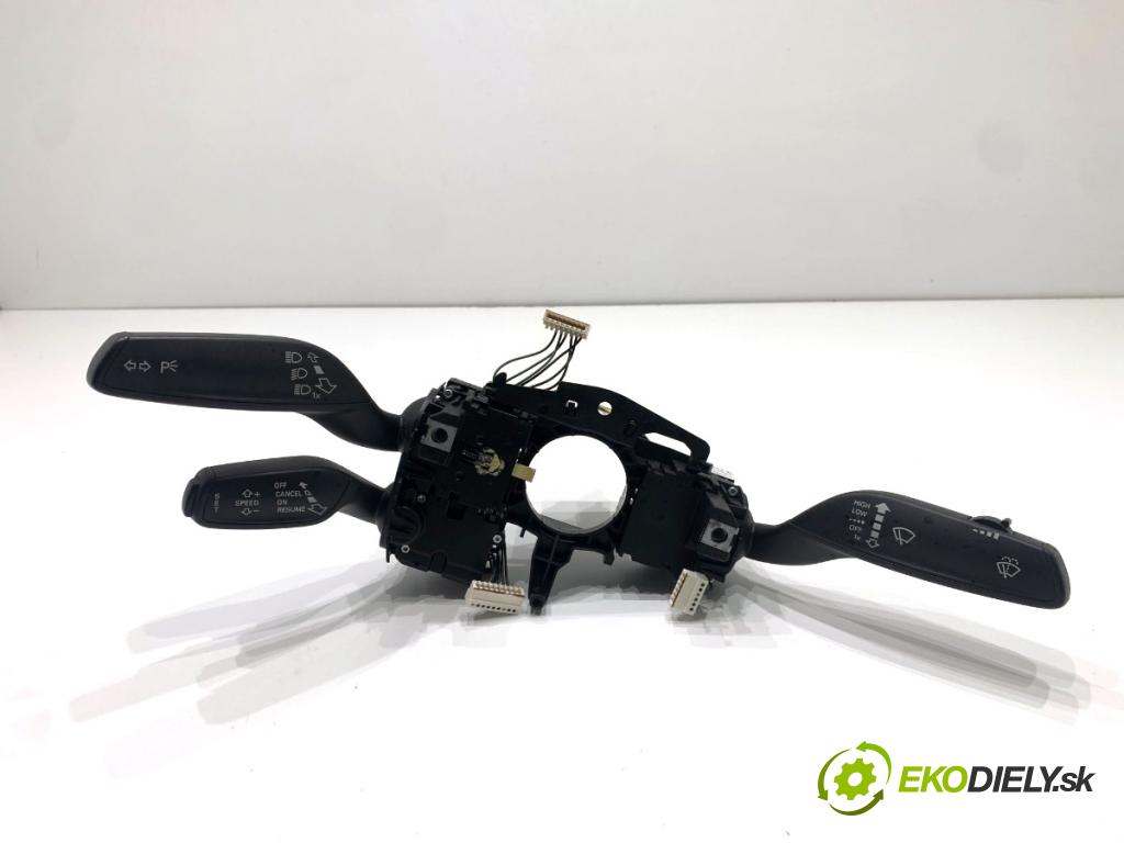 AUDI A3 8V sedan 2016 140 kW 2.0 TFSI quattro 1984 přepínač kombinovaný 8V0953521FH (Páčky pod volantem)