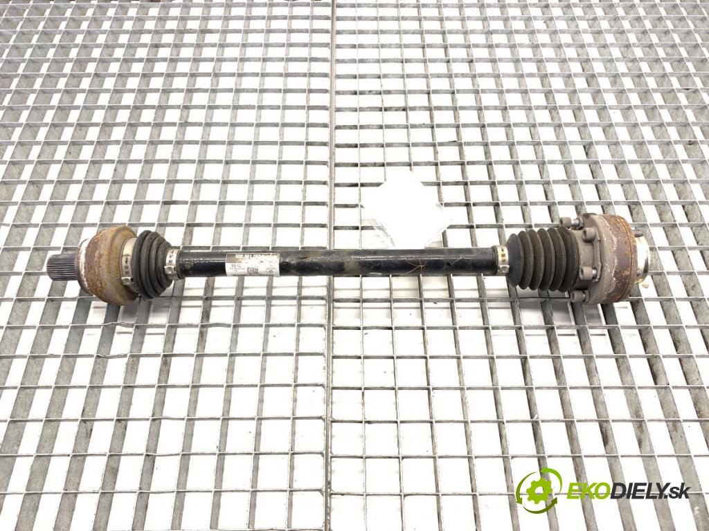 AUDI A3 8V sedan 2016 140 kW 2.0 TFSI quattro 1984 poloos levý zadní část 5Q0501203A