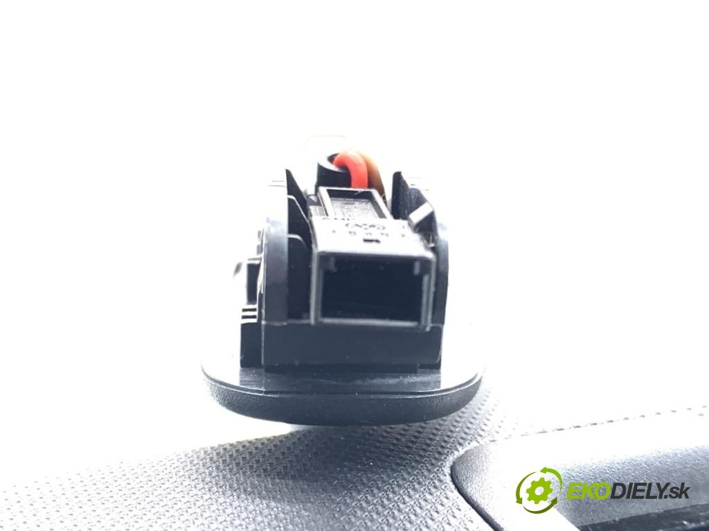 AUDI A3 8V sedan 2016 140 kW 2.0 TFSI quattro 1984 Clona slnečná ľavy