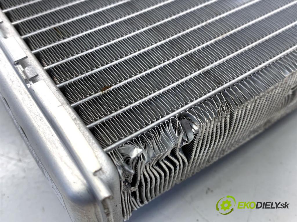 AUDI A3 8V sedan 2016 140 kW 2.0 TFSI quattro 1984 Výhrevné teleso, radiátor kúrenia 5Q0819031 (Radiátor kúrenia)