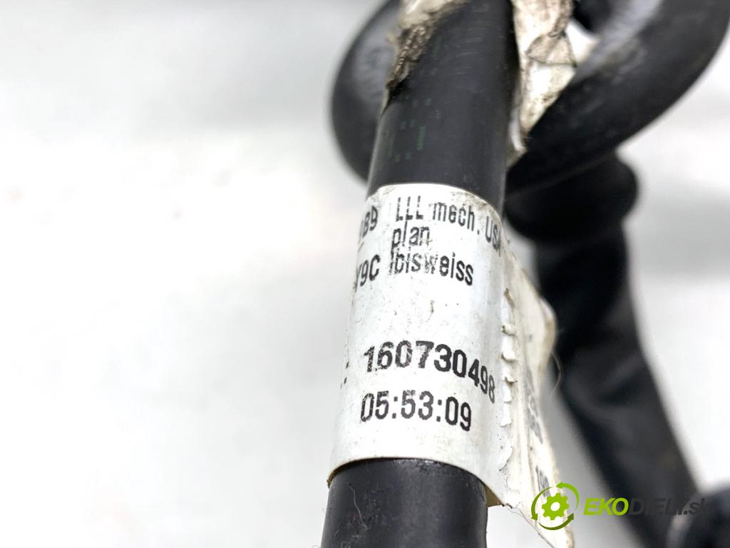 AUDI A3 8V sedan 2016 140 kW 2.0 TFSI quattro 1984 zpětné zrcátko levý LY9C