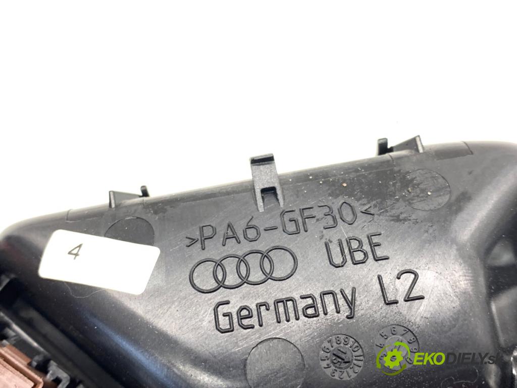 AUDI A3 8V sedan 2016 140 kW 2.0 TFSI quattro 1984 klika vnitřní levý zadní část 8V3837019B