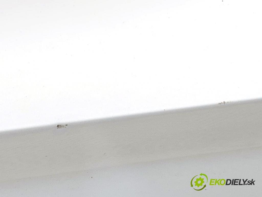 AUDI A3 8V sedan 2016 140 kW 2.0 TFSI quattro 1984 dveře levý zadní část LY9C