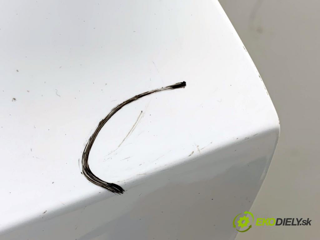 AUDI A3 8V sedan 2016 140 kW 2.0 TFSI quattro 1984 dveře levý zadní část LY9C