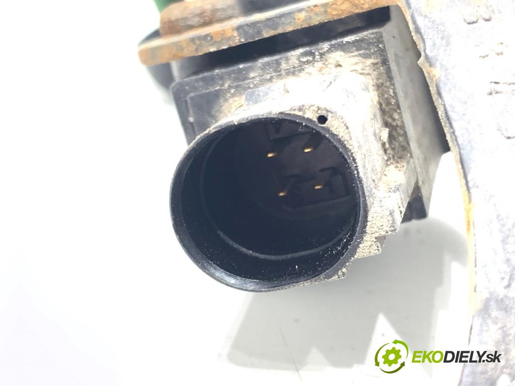 AUDI A3 8V sedan 2016 140 kW 2.0 TFSI quattro 1984 snímač ÚROVEŇ: XENON zadní část levý 5Q0512521G