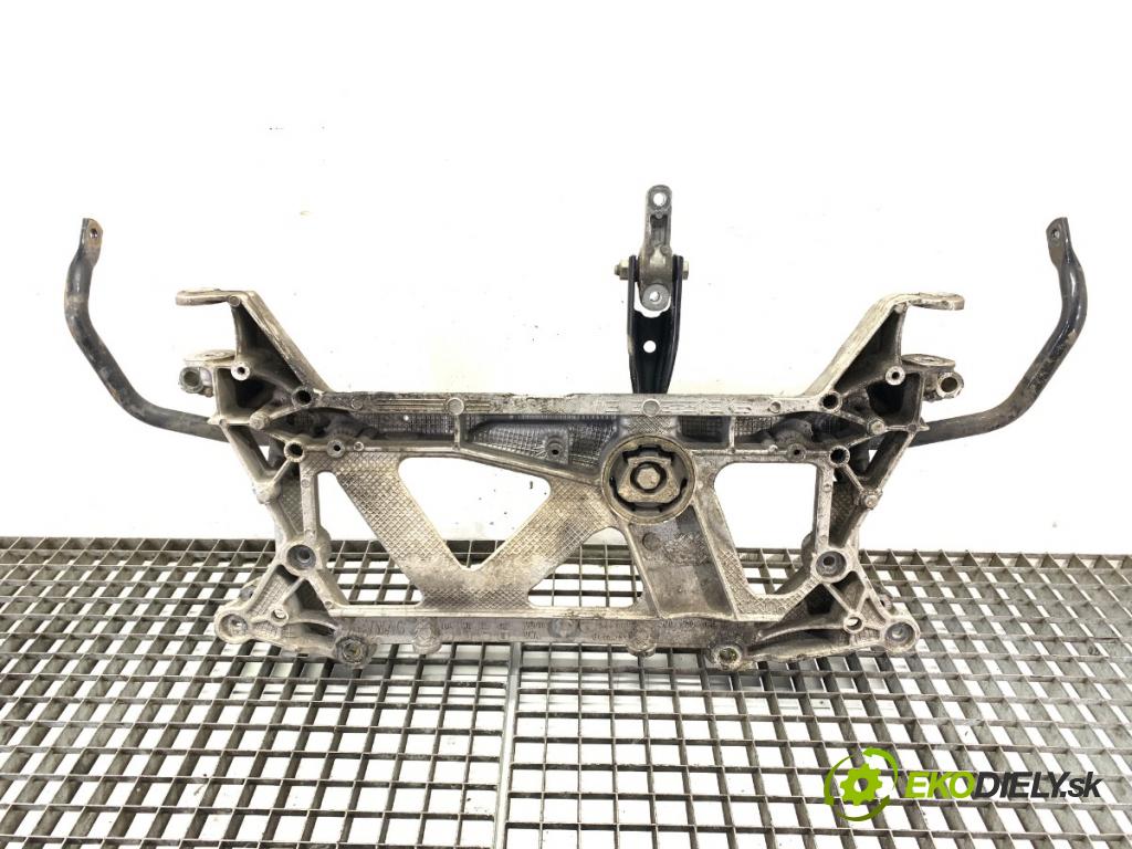 AUDI A3 8V sedan 2016 140 kW 2.0 TFSI quattro 1984 Výstuha pod Motor 5Q0199369G (Výstuha predná)