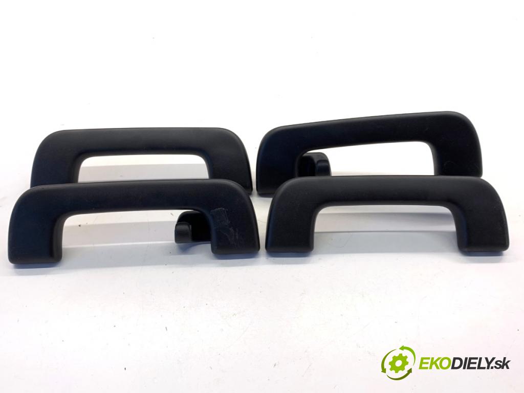 AUDI A3 8V sedan 2016 140 kW 2.0 TFSI quattro 1984 rukojěť čalounění 8V0857607