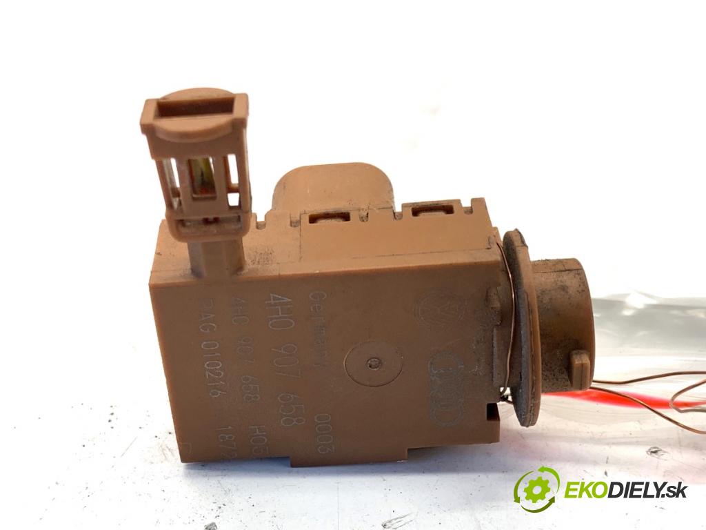 AUDI A3 8V sedan 2016 140 kW 2.0 TFSI quattro 1984 snímač KVALITNÍ: vzduchu 4H0907658