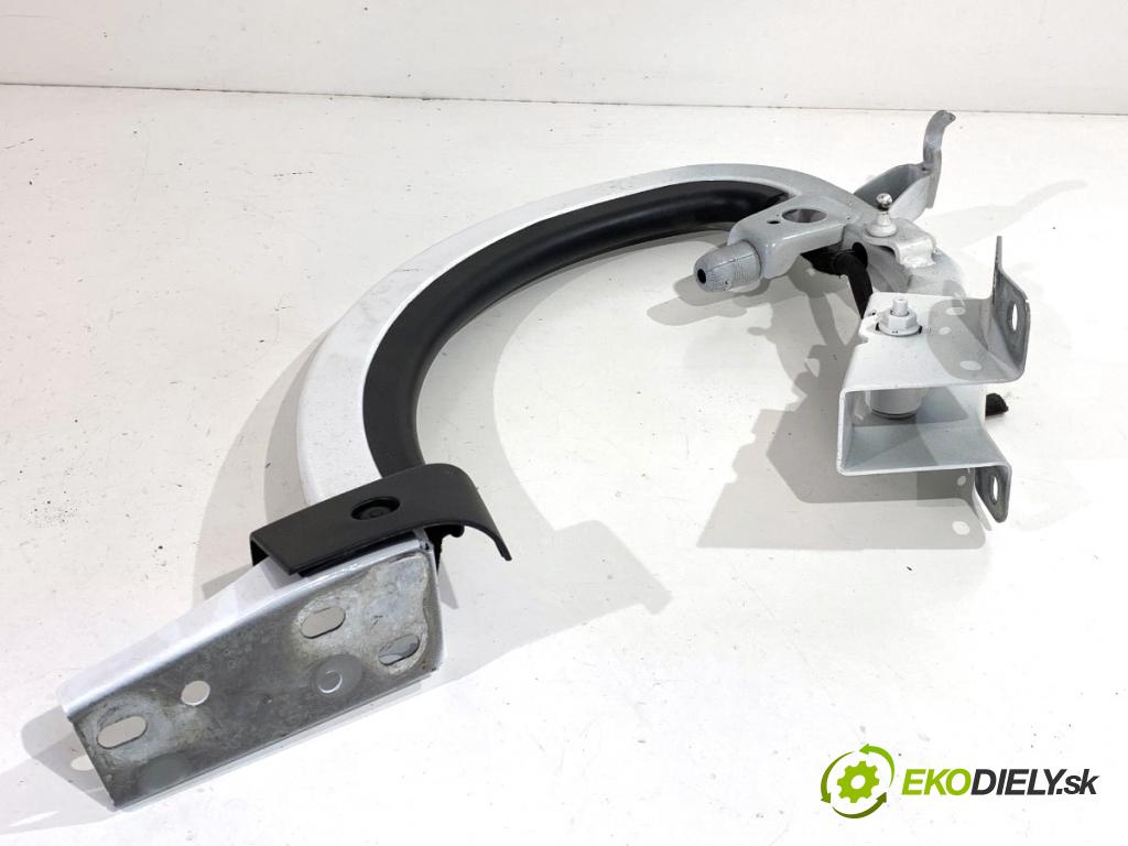 AUDI A3 8V sedan 2016 140 kW 2.0 TFSI quattro 1984 Záves dverí ľavy zad 8V5827301